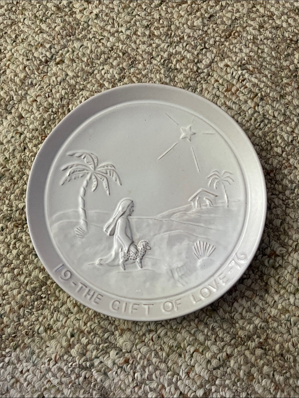 1976 Frankoma Pottery 'The Gift of Love' Wall Plate